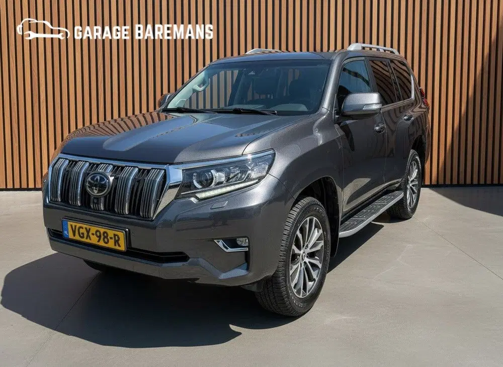 Toyota Land Cruiser 2.8 D-4D-F Executive Window Van uit 2019, foto 3