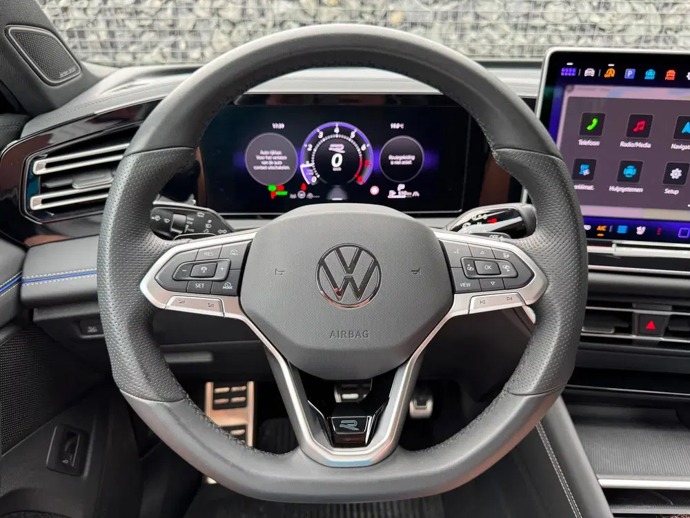 Volkswagen Tiguan 1.5 eTSI R-Line Pano H uit 2024, foto 9