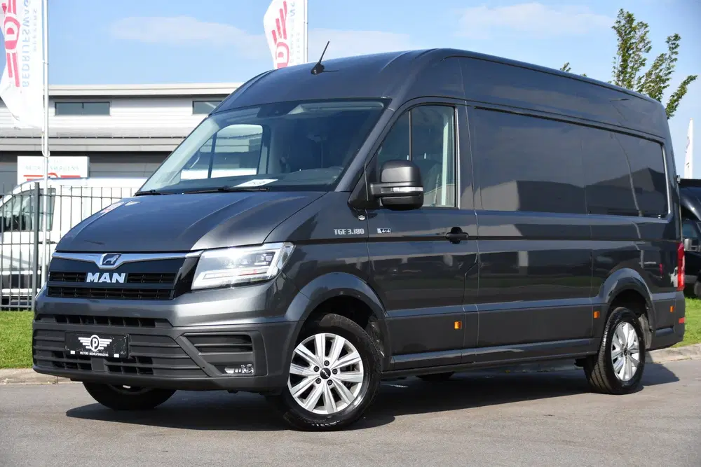 MAN TGE 3.180 35 2.0 L3H3 4x4 PB Edition Cruise uit 2021, foto 4