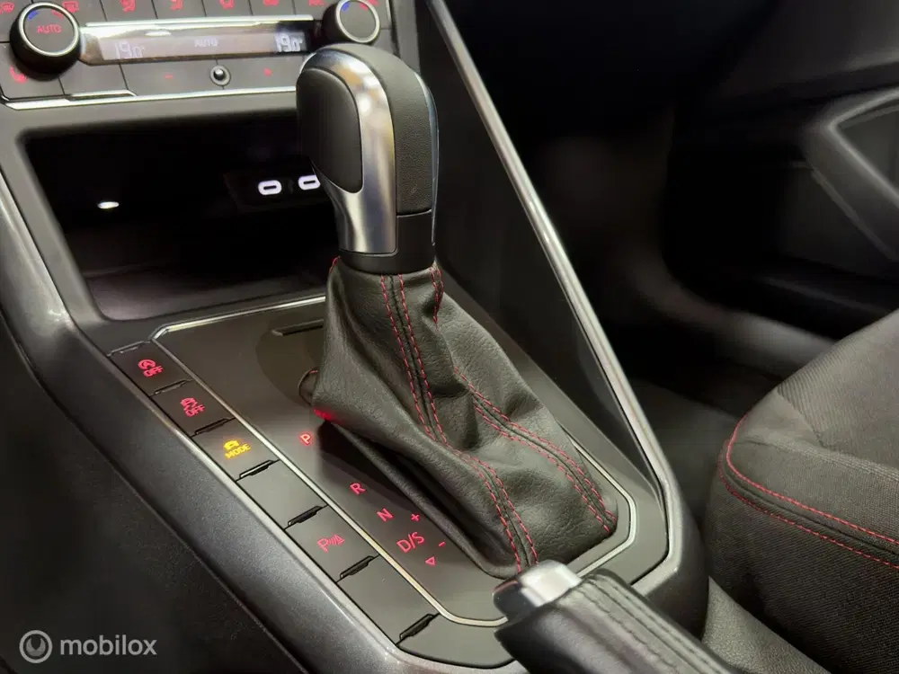 Volkswagen Polo 2.0 TSI GTI uit 2020, foto 14
