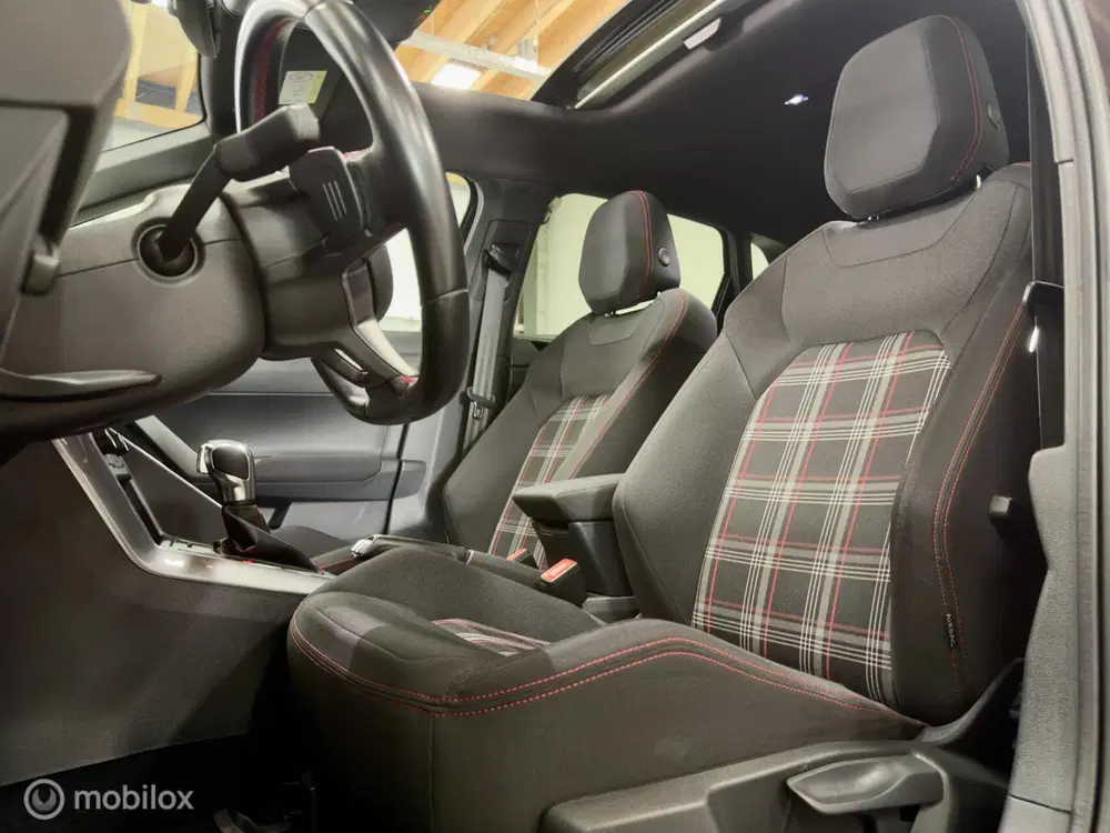 Volkswagen Polo 2.0 TSI GTI uit 2020, foto 4