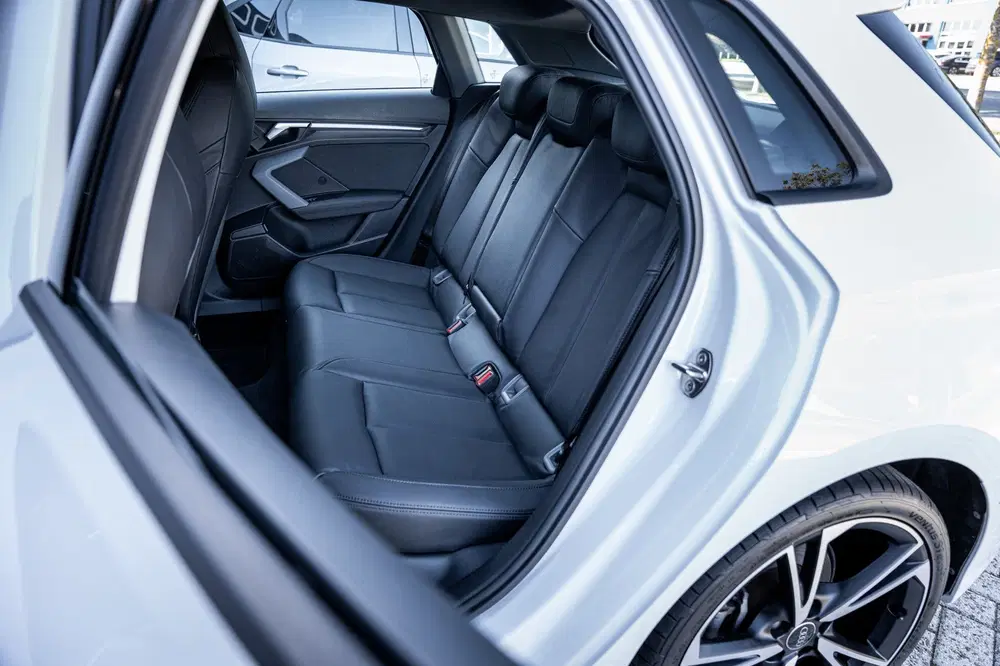 Audi A3 40 TFSI e Advanced edition uit 2024, foto 14