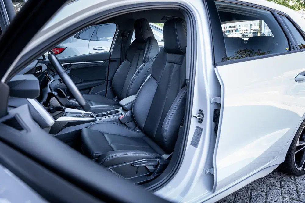 Audi A3 40 TFSI e Advanced edition uit 2024, foto 3