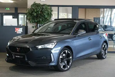 Cupra Leon 1.4 e-Hybrid 204PK Pano Led Cam Navi ACC V uit 2022