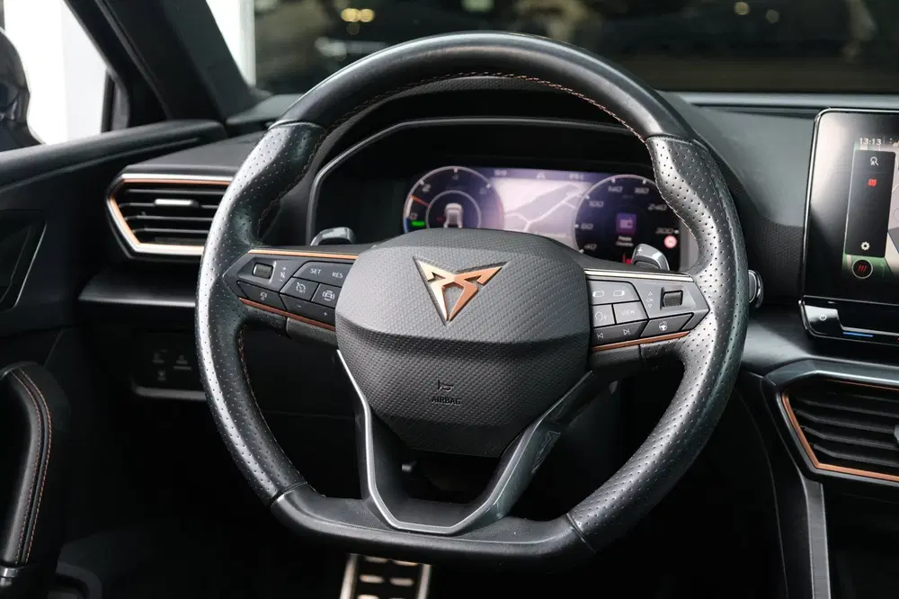 Cupra Leon 1.4 e-Hybrid 204PK Pano Led Cam Navi ACC V uit 2022, foto 12