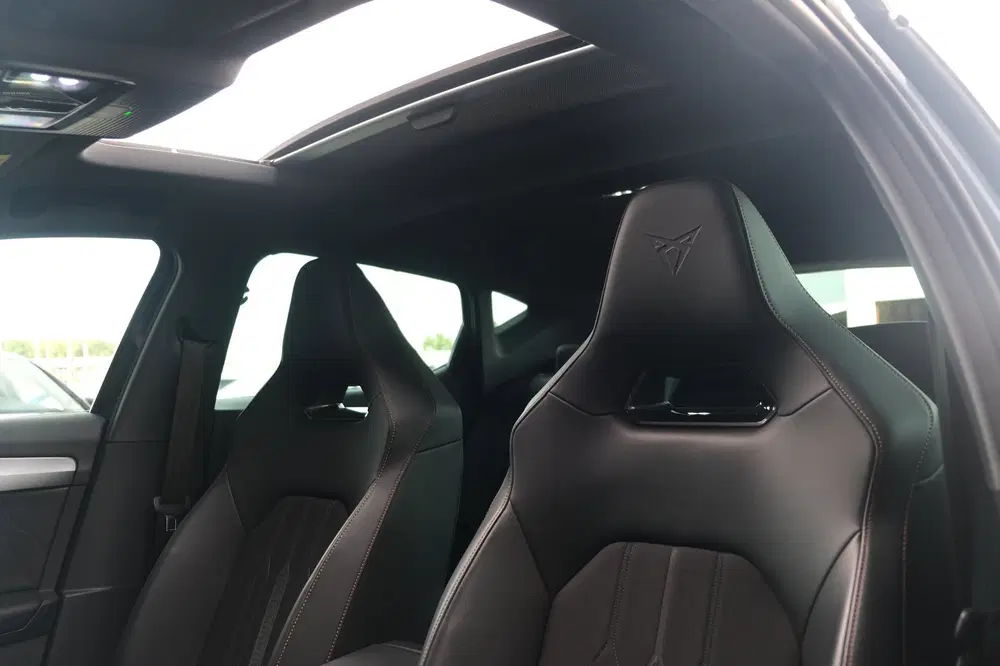 Cupra Leon 1.4 e-Hybrid 204PK Pano Led Cam Navi ACC V uit 2022, foto 4