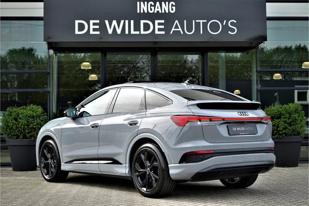 Audi Q4 e-tron 40 S-line 204pk Pano Sonos Camera K uit 2023, foto 10