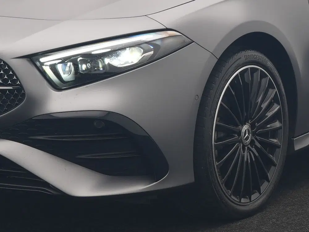 Mercedes-Benz A-Klasse 250 e AMG Line PHEV 218pk FACELIFT De uit 2023, foto 7