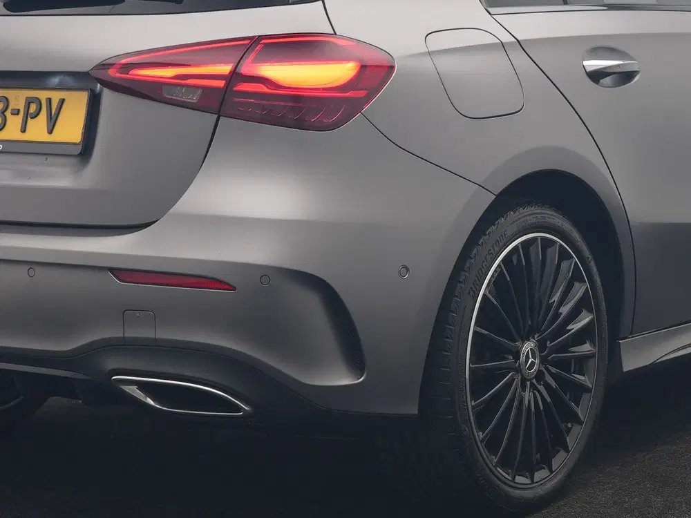 Mercedes-Benz A-Klasse 250 e AMG Line PHEV 218pk FACELIFT De uit 2023, foto 8