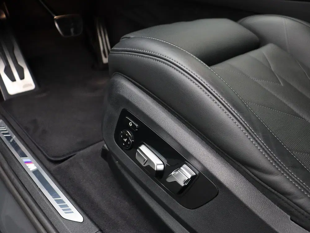 BMW XM PHEV Comfort Pack uit 2024, foto 13