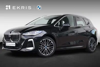 BMW 2-serie Active Tourer 225e xDrive uit 2024