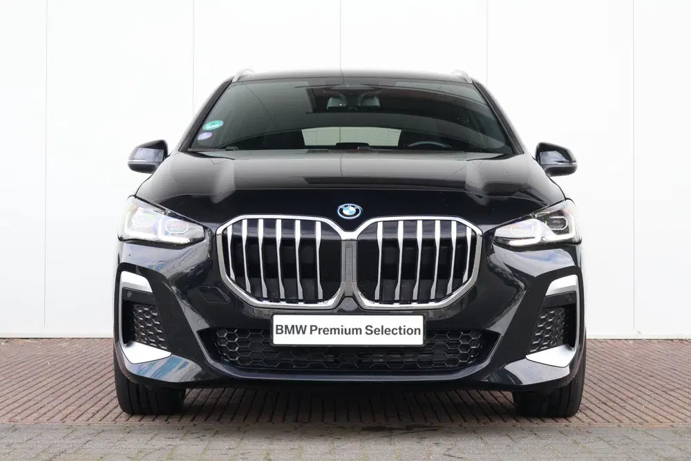 BMW 2-serie Active Tourer 225e xDrive uit 2024, foto 2