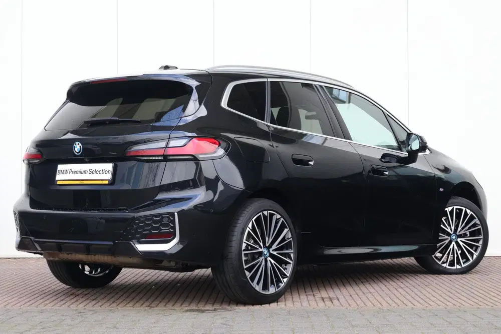 BMW 2-serie Active Tourer 225e xDrive uit 2024, foto 7