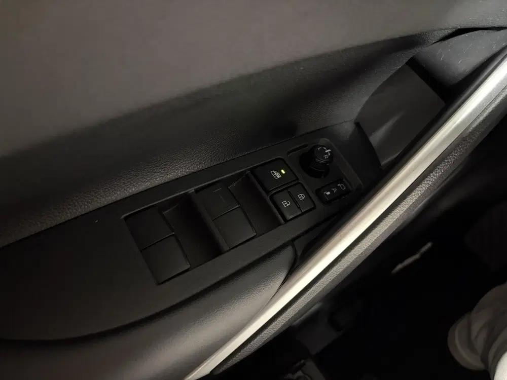Toyota Corolla Cross Hybrid 140 Active Orgineel Nederlandse uit 2025, foto 14