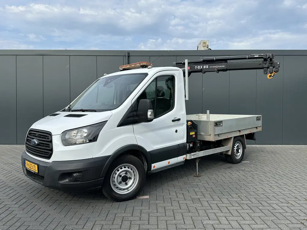 Ford Transit 350 2.0 TDCI 130 PK AWD uit 2019, foto 2