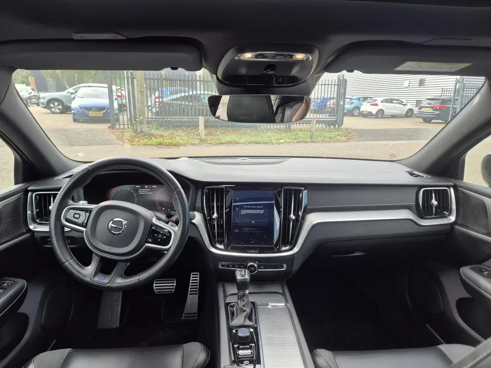 Volvo S60 2.0 T5 Intro Ed. R-Design Volledig HEICO uit 2019, foto 14