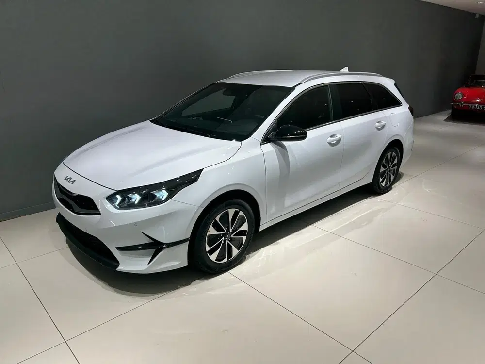 Kia Ceed 1.0 T-GDi 100pk Design Edition uit 2025, foto 2