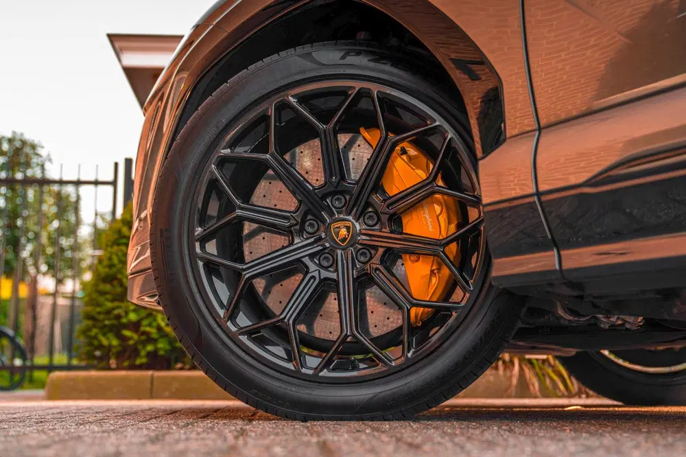 Lamborghini Urus 4.0 V8 650 PK Pano Keramisch B&O Advanced uit 2019, foto 3