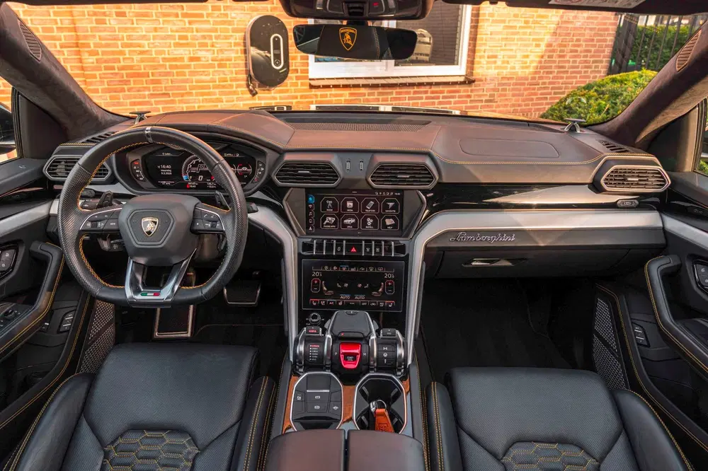 Lamborghini Urus 4.0 V8 650 PK Pano Keramisch B&O Advanced uit 2019, foto 8