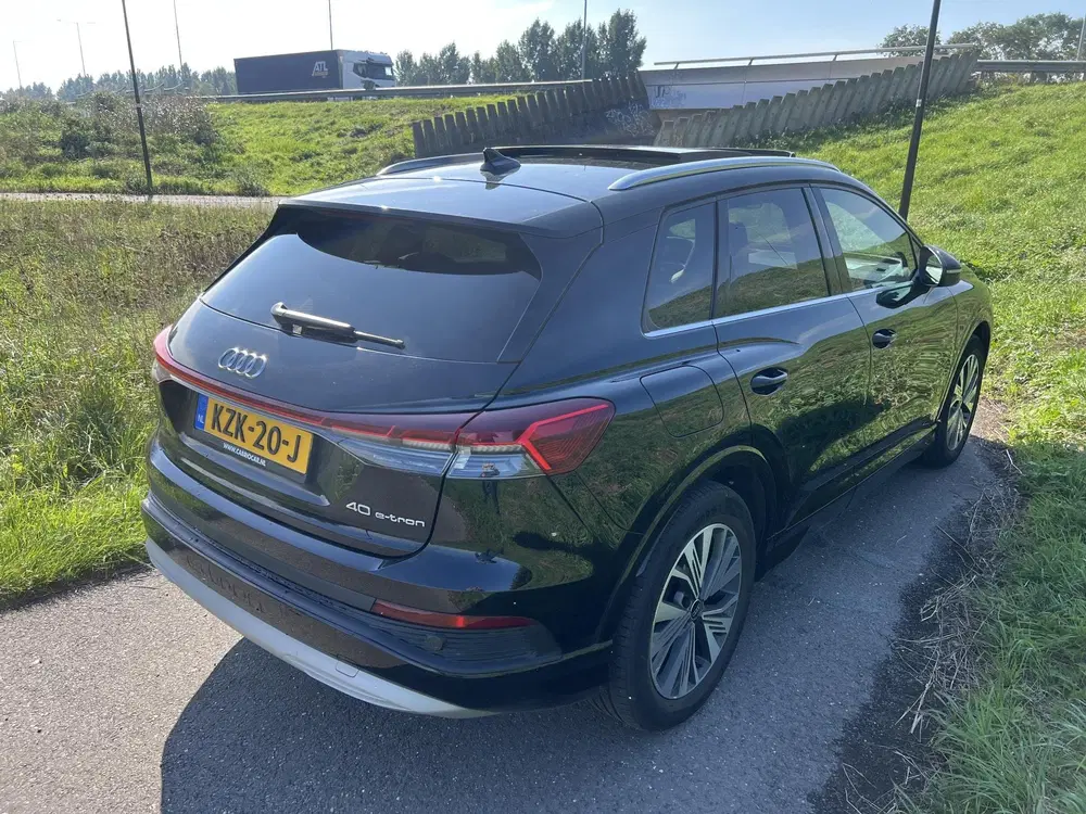 Audi Q4 e-tron 40 S edition 77 kWh SOH 92 uit 2022, foto 13