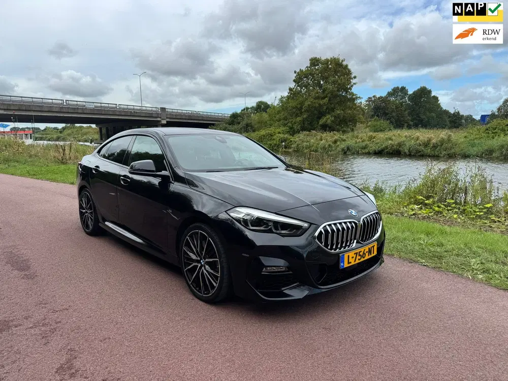 BMW 2-serie 2-serie Gran Coupé 220i Business Edition M uit 2021