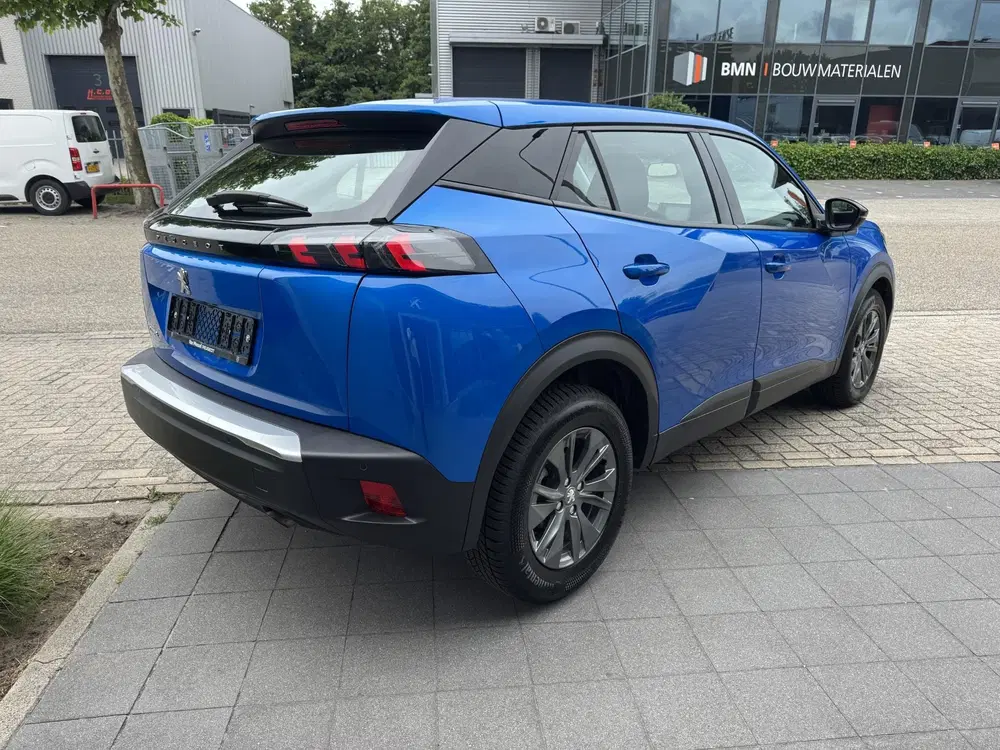 Peugeot 2008 1.2 PureTech Active Pack l Camera l Navi uit 2022, foto 4