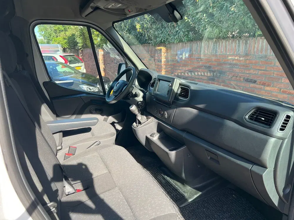 Opel Movano 2.3 150pk Zwaar L2H2 Edition 3500kg uit 2022, foto 13