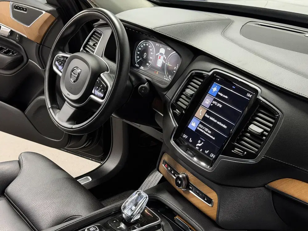Volvo XC90 2.0 T8 Recharge AWD Inscription Long Range uit 2022, foto 15