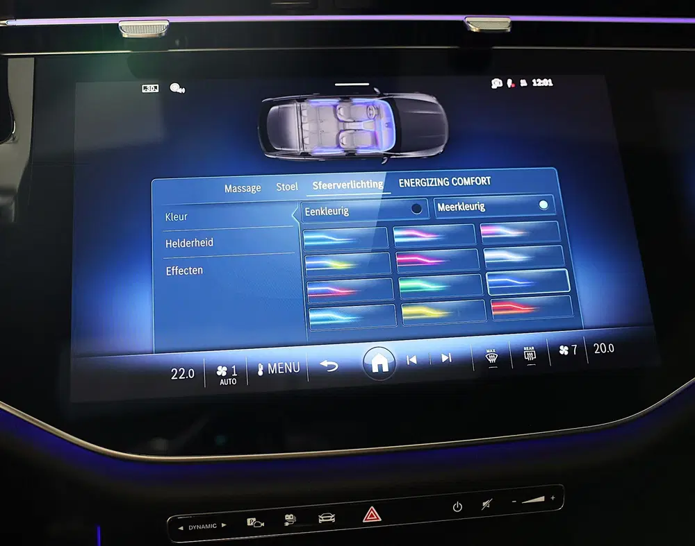 Mercedes-Benz E-Klasse 300 e AMG 53 Look uit 2023, foto 15