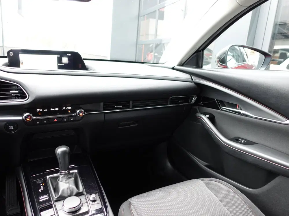 Mazda CX-30 2.0 e-SkyActiv Hybrid Automaat HOMURA 150 uit 2023, foto 10