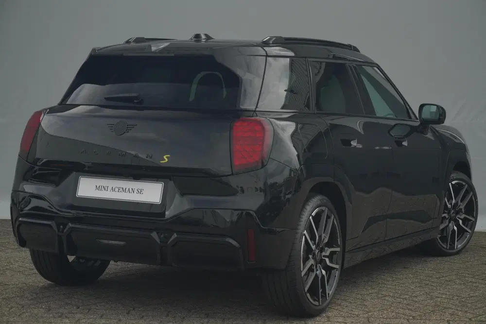 Mini Aceman SE John Cooper Works Trim uit 2026, foto 2