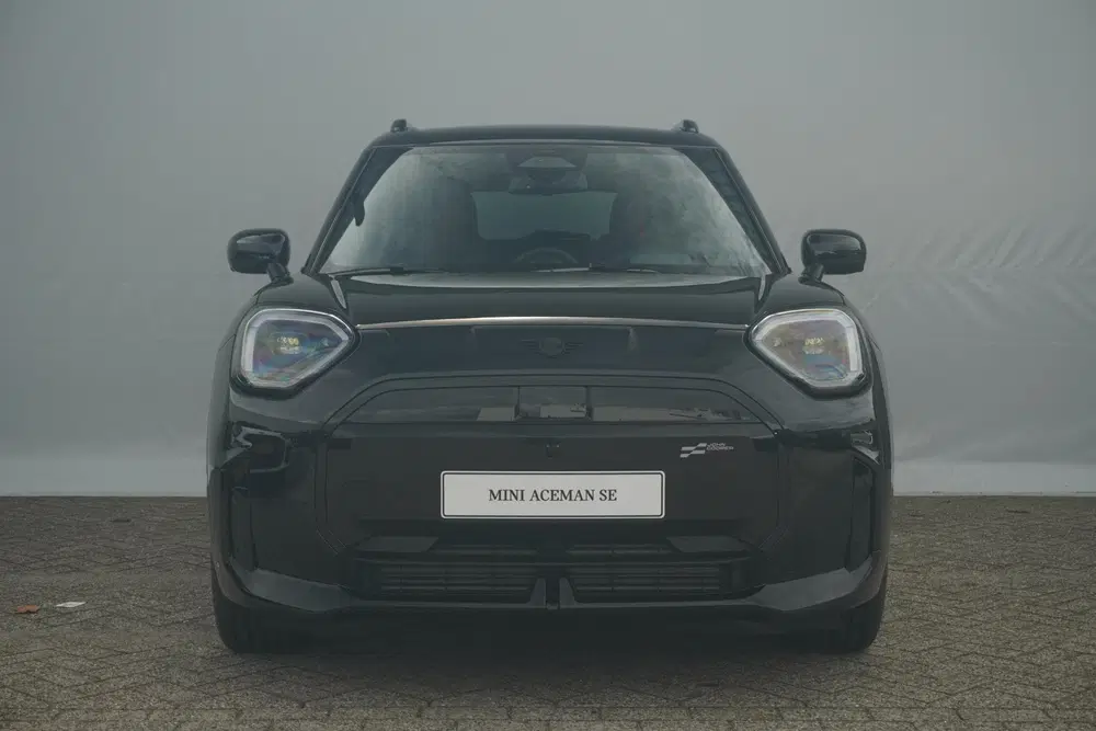 Mini Aceman SE John Cooper Works Trim uit 2026, foto 3