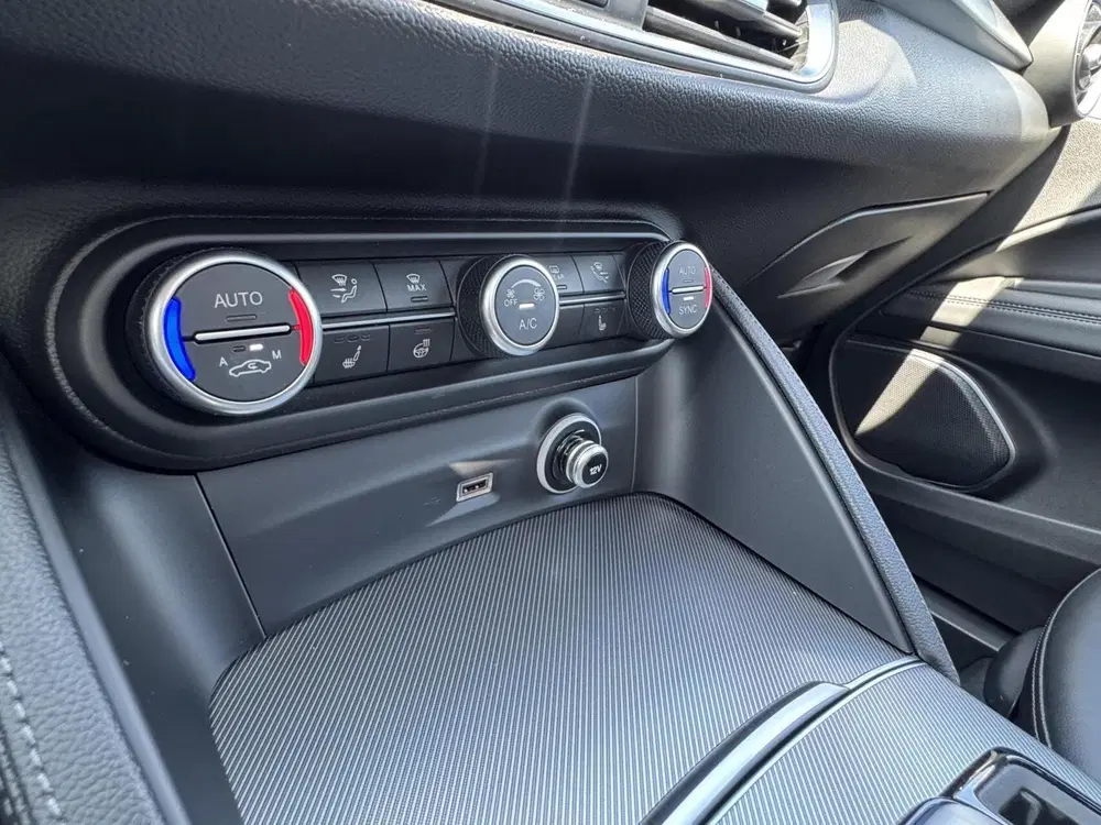 Alfa Romeo Stelvio 2.0t Q4 Veloce my22 uit 2022, foto 13