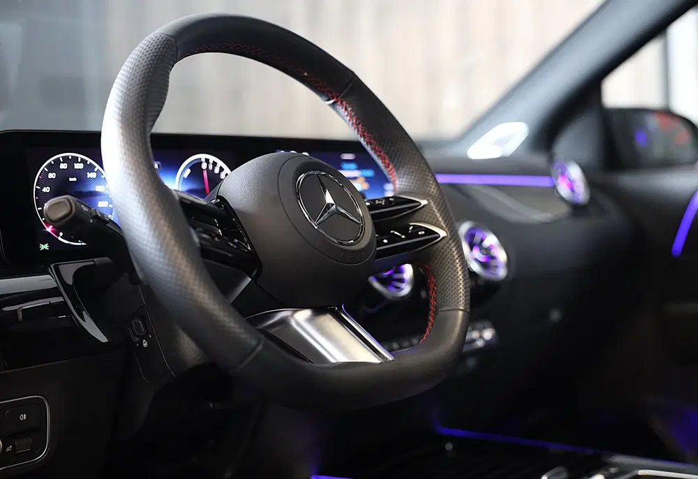 Mercedes-Benz B-Klasse 250 e AMG Line uit 2025, foto 7