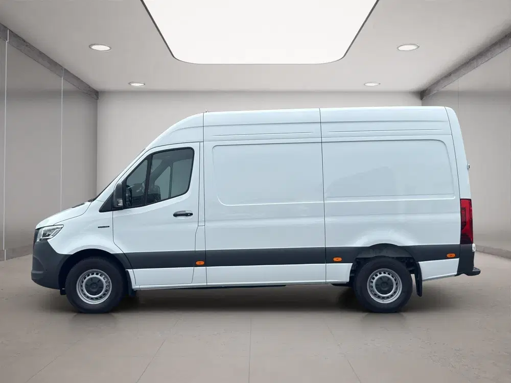 Mercedes-Benz Sprinter 320 L2H2 Select 81kWh uit 2024, foto 2