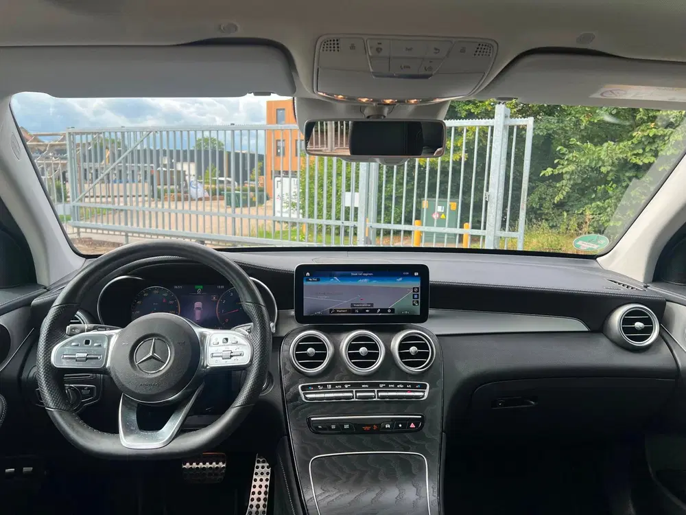 Mercedes-Benz GLC 200 AMG Automaat uit 2020, foto 13