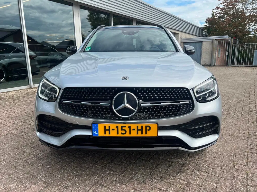 Mercedes-Benz GLC 200 AMG Automaat uit 2020, foto 5