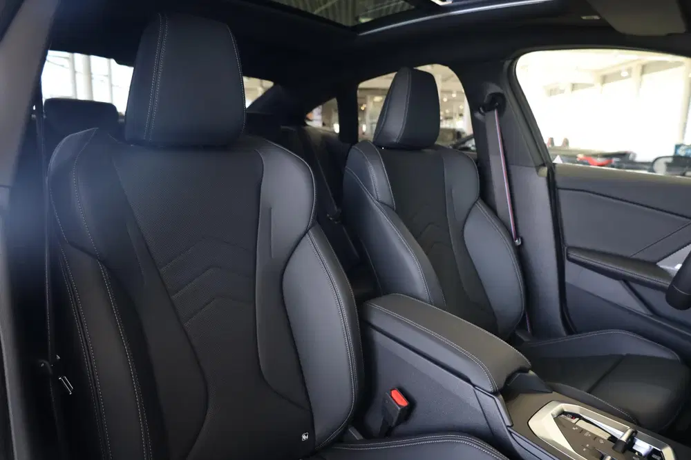 BMW 2-serie 2-serie Gran Coupé 220 M Sportpakket Pro uit 2026, foto 10