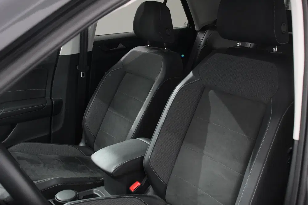 Volkswagen T-Roc 1.5 TSI DSG Style Navigatie Apple Carplay uit 2023, foto 10