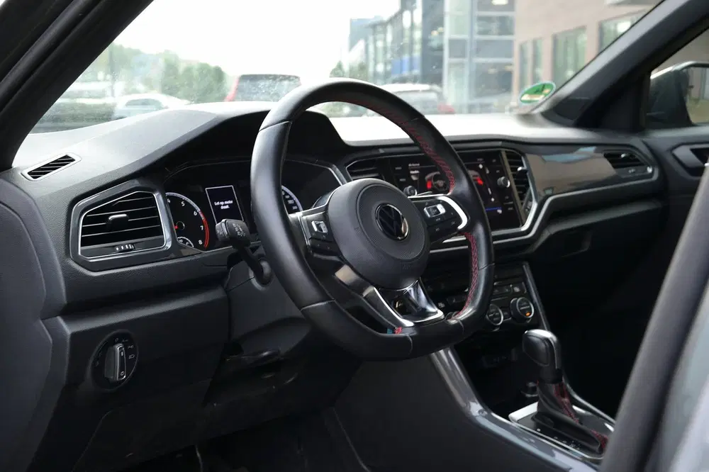 Volkswagen T-Roc 1.5 TSI Sport 150PK Automaat uit 2022, foto 7