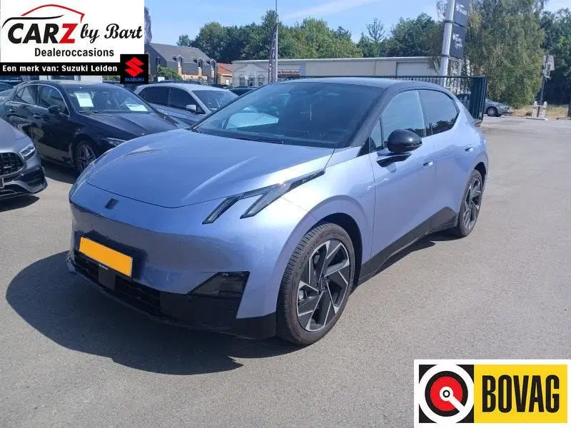 Lynk & Co 02 MORE 66 KWH Pano uit 2026