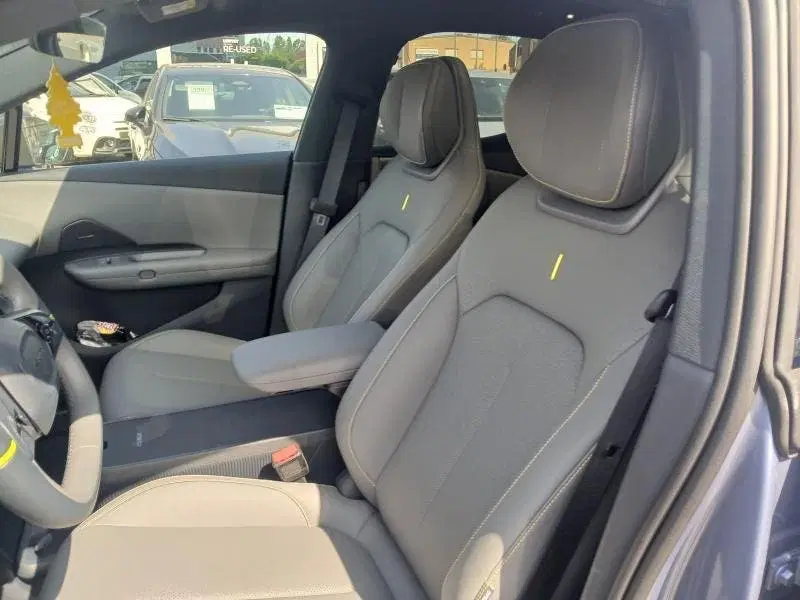 Lynk & Co 02 MORE 66 KWH Pano uit 2026, foto 11