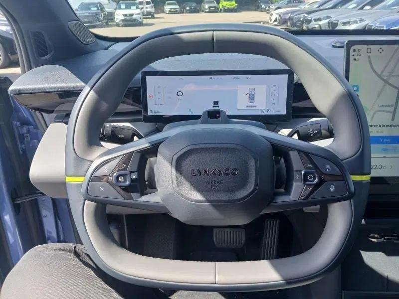 Lynk & Co 02 MORE 66 KWH Pano uit 2026, foto 9