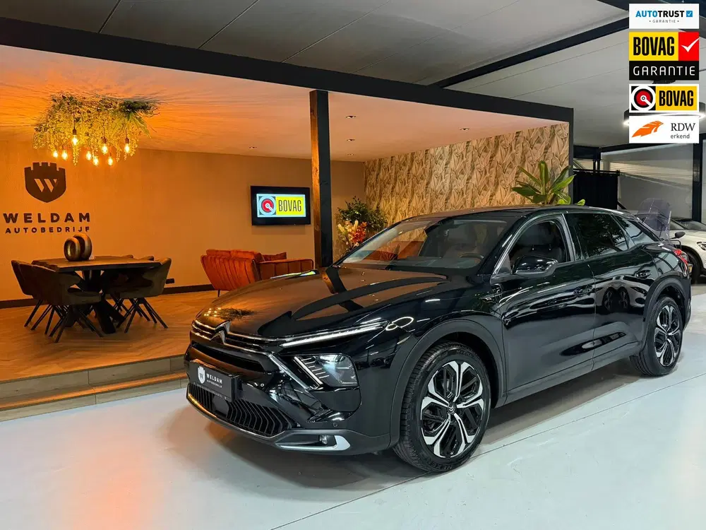 Citroën C5 X Citroen C5 X 1.2 130 EAT8 Shine Garantie uit 2023