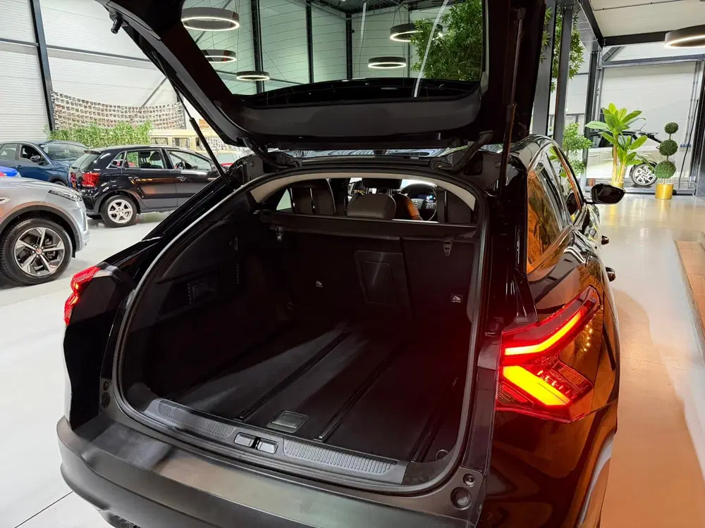 Citroën C5 X Citroen C5 X 1.2 130 EAT8 Shine Garantie uit 2023, foto 6