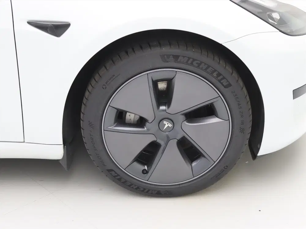 Tesla Model 3 Standard RWD Plus UPGRADE 94.6% SoH [ RYZE uit 2023, foto 12
