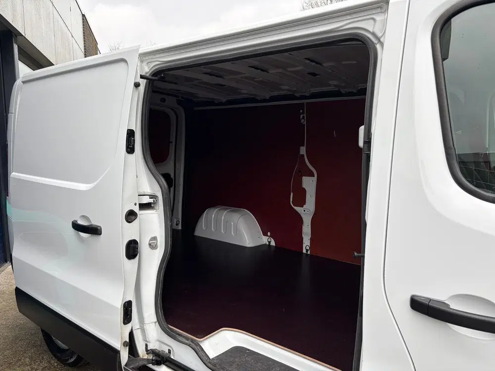 Renault Trafic T30 L2H1 150PK AUTOMAAT RED EDITION LED AI uit 2023, foto 10