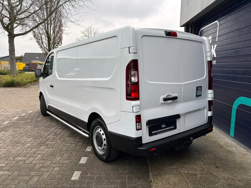 Renault Trafic T30 L2H1 150PK AUTOMAAT RED EDITION LED AI uit 2023, foto 2