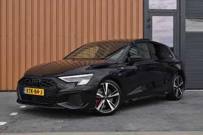 Audi A3 45 TFSI e S-edition Competition uit 2023