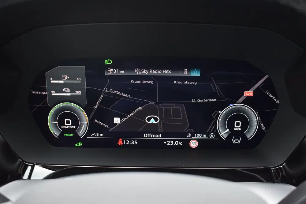 Audi A3 45 TFSI e S-edition Competition uit 2023, foto 15